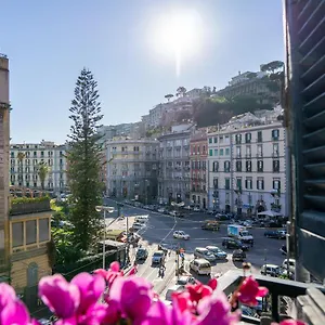 https://b1flat-mergellina-napoli.hotels-amalfi.com